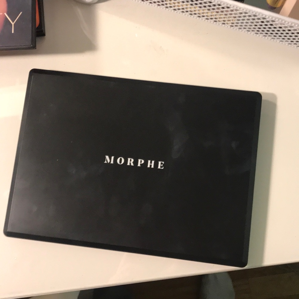 morphe 35b COLOR BURST eyeshadow palette